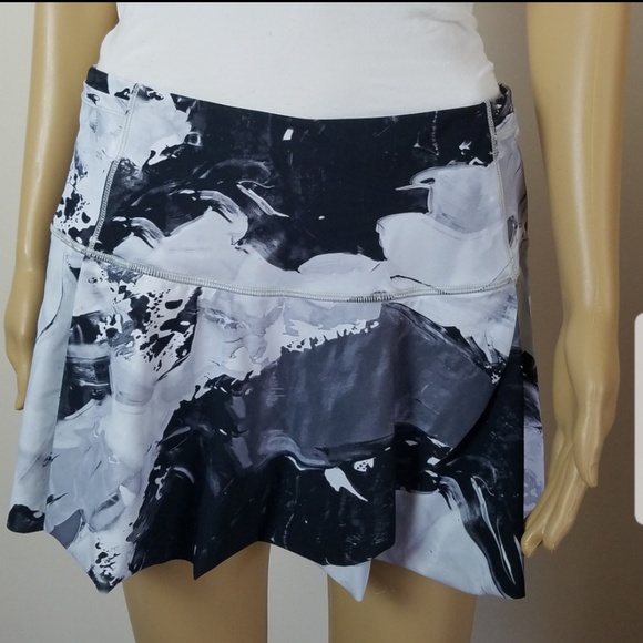 lululemon athletica Pants - Lululemon kick pleat flare skort